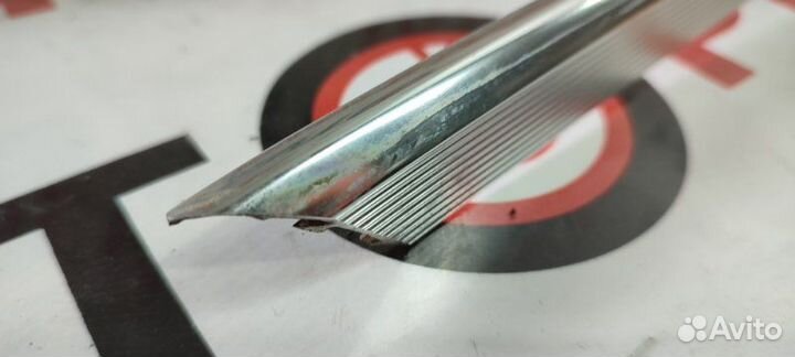 Молдинг крыши левый Audi A6 4G CGW 18.04.2011