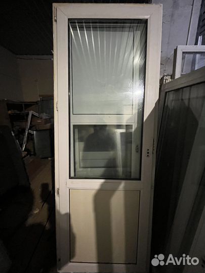 Двери баконные пвх бу 2050*750