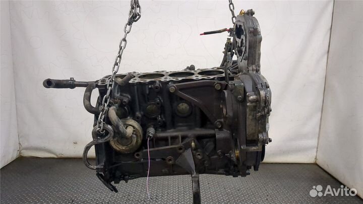 Блок цилиндров Nissan X-Trail (T30), 2005