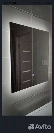 Зеркало с подсветкой для ванной