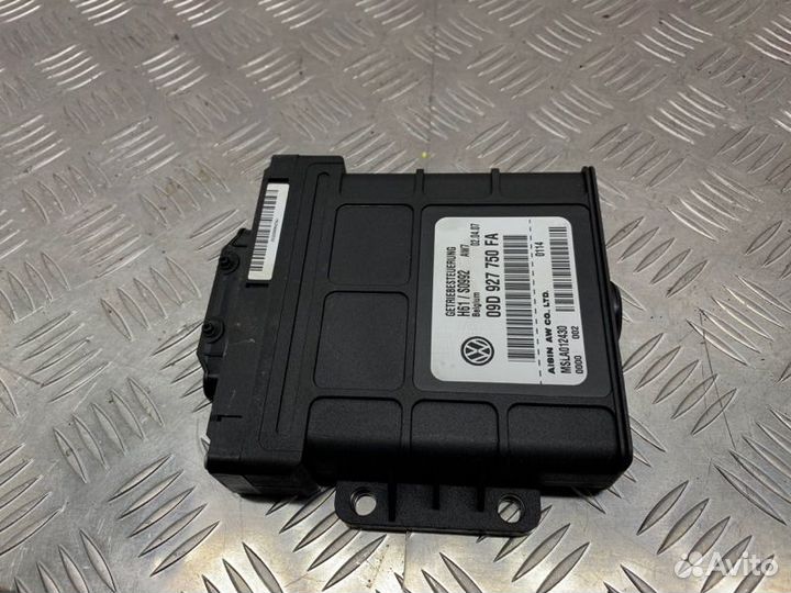 Блок управления АКПП Volkswagen Touareg 7L6 BKS