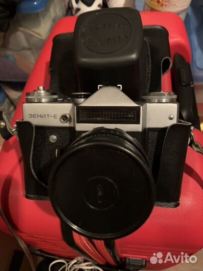 Плёночный фотоаппарат Зенит Е