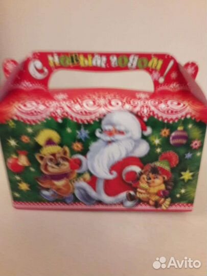 Коробки пустые для новогодних подарков