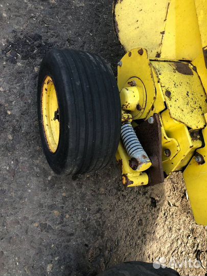 Пресс-подборщик John Deere 590, 1996