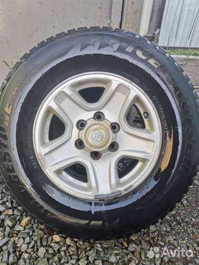 Bridgestone Ice Cruiser 5000 265/70 R16 112