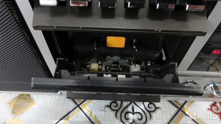 GoldStar TSW-632, магнитола