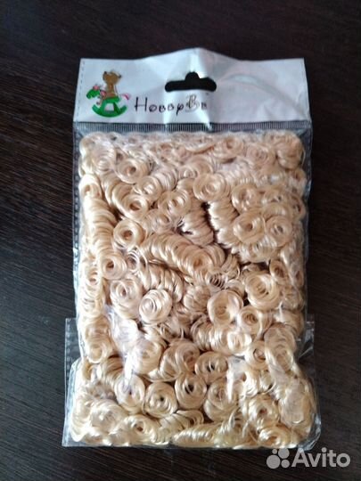 Волосы для кукол и игрушек