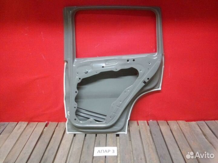 Задняя правая дверь Volkswagen Tiguan 2007-2016