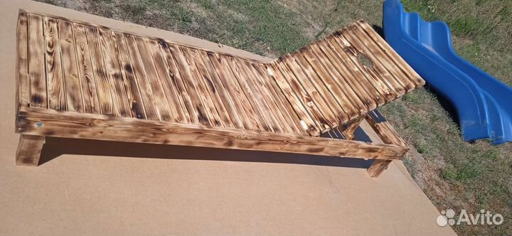 Шезлонг для дачи