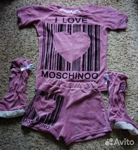 Спортивный костюм с шортами новый