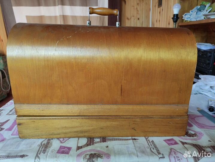 Швейная машина Подольск, ручная