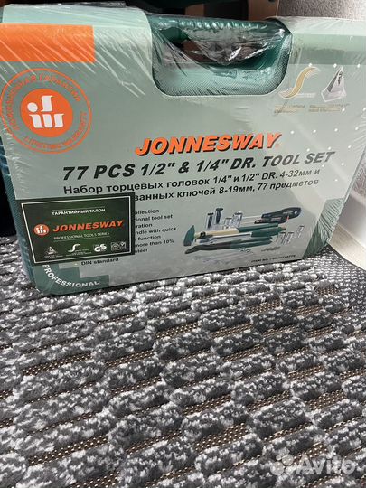 Набор инструментов jonnesway 77