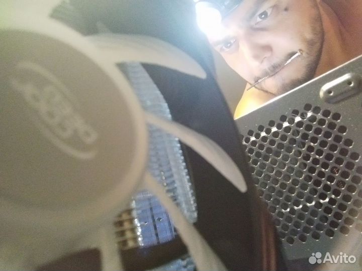 Компьютерный мастер, специалист. 