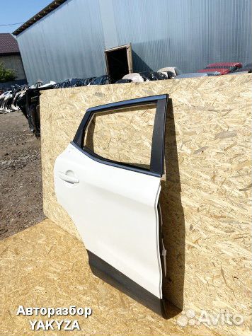Дверь задняя левая правая Ниссан Кашкай джи 11