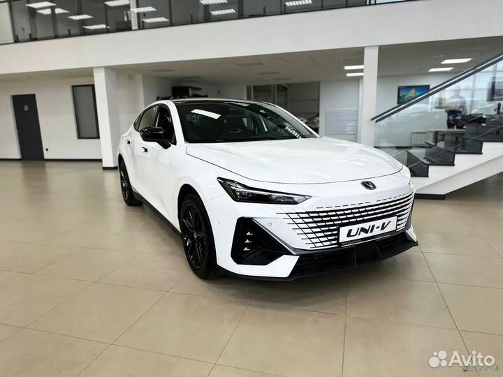 Changan UNI-V 1.5 AMT, 2023