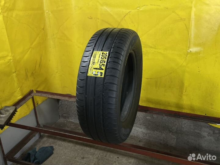 Nokian Tyres Hakka i3 205/65 R15 99T