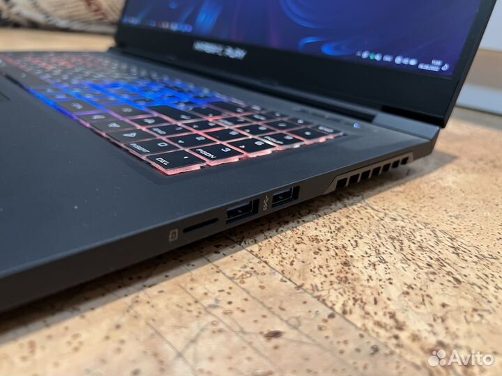 Ноутбук Hyper pc Play17