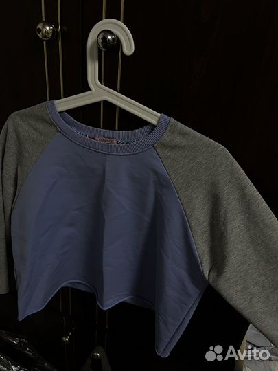 Кроп топ с длинным рукавом