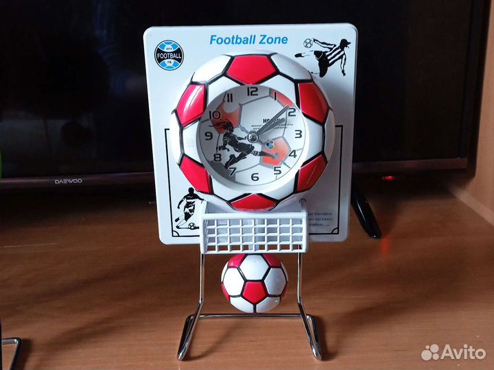 Часы для детской комнаты