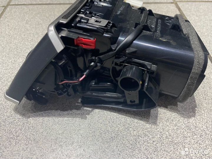 Воздуховод передний правый Toyota Harrier