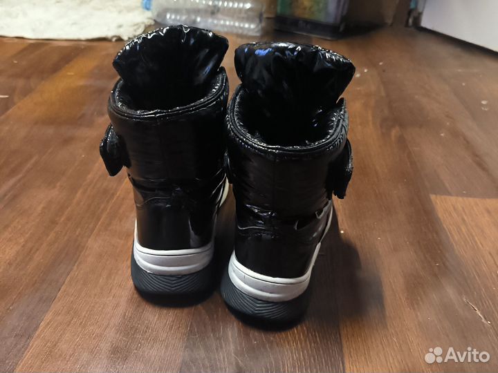Ботинки удобные для девочек 36 р