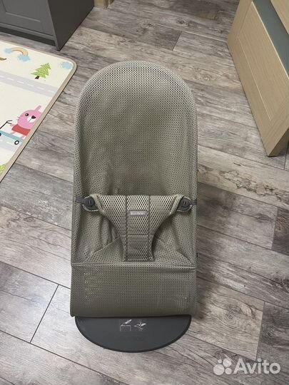 Шезлонг babybjorn