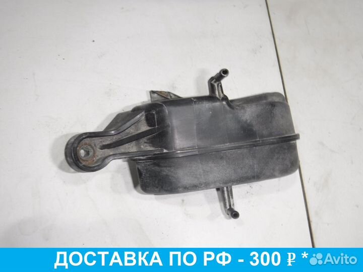 Бачок вакуумный Nissan Teana J31