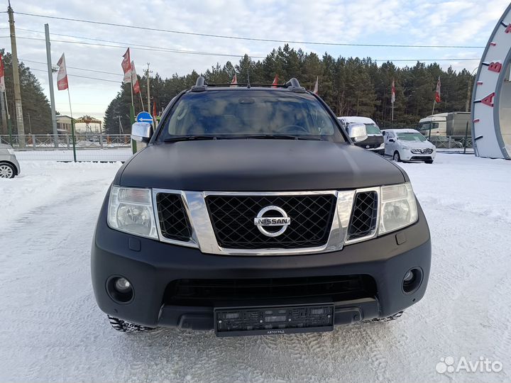 Nissan Navara 2.5 AT, 2010, 248 500 км