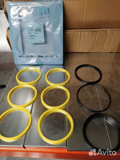 Ремкомплекты центрального коллектора Hitachi zx26u