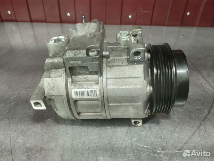 Компрессор кондиционера Mercedes C-Class W204