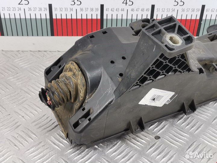 Блок предохранителей для Volvo S60 1 8651187