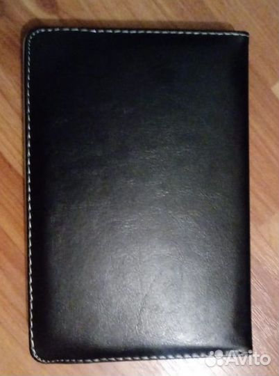 Универсальный чехол для планшета 7