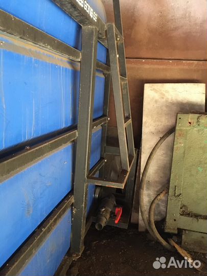 Емкость для воды пластиковая 10000л