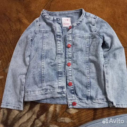 Джинсовая куртка для девочки
