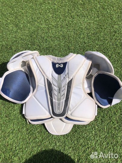 Нагрудник хоккейный bauer jr