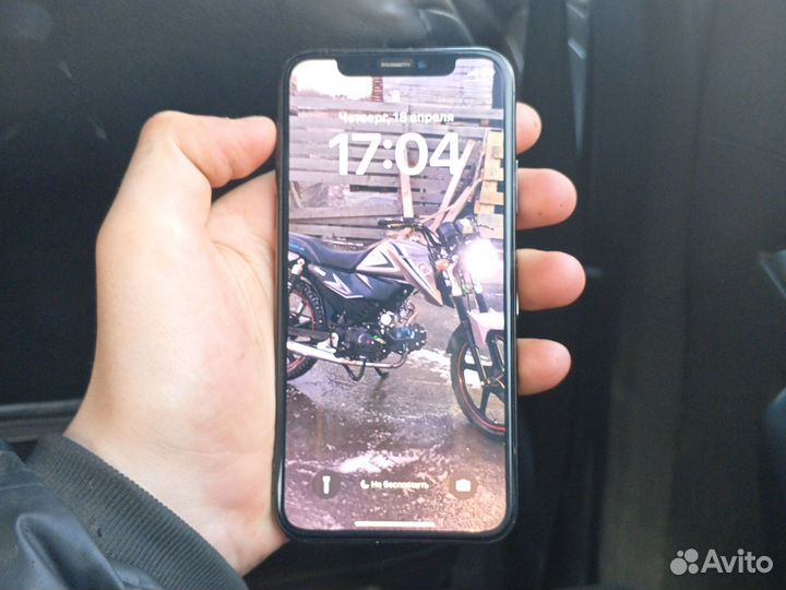 iPhone X, 64 ГБ