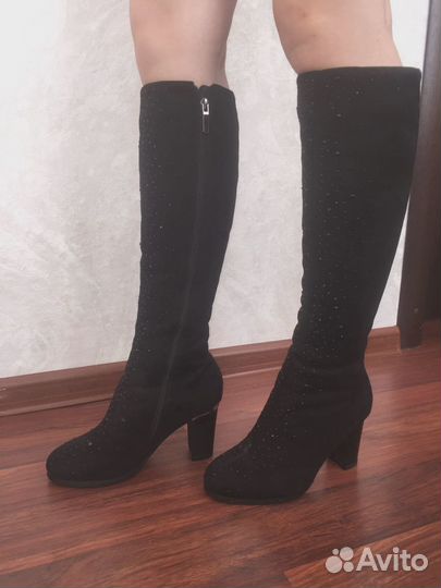 Зимние замшевые сапоги