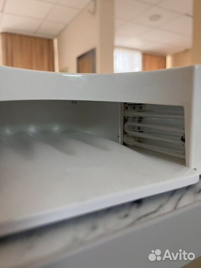 Led лампа для ногтей немецкой фирмы Catherine