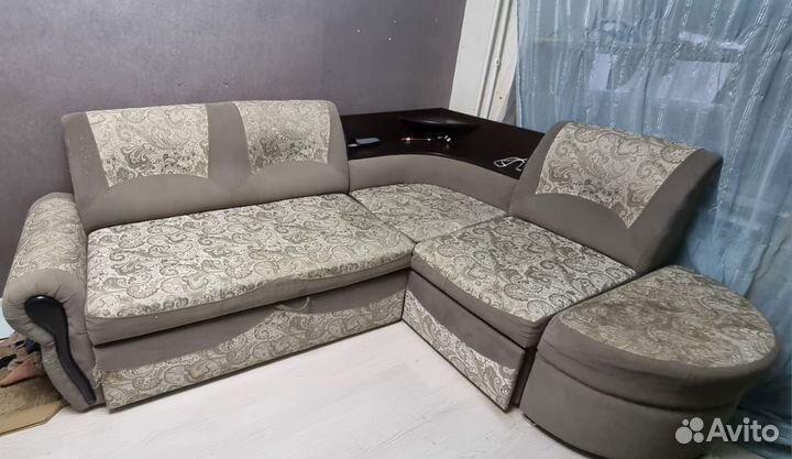 Угловой диван