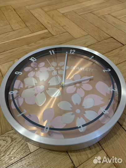 Часы scarlett