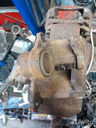 Передний суппорт Ford Mondeo 3,Форд Мондео 3