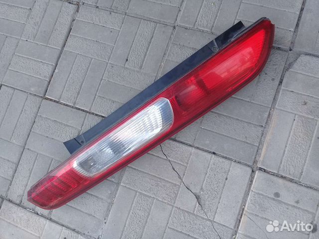 Фонарь Форд Фокус 2