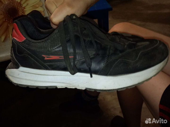 Кроссовки продам Folshion sport