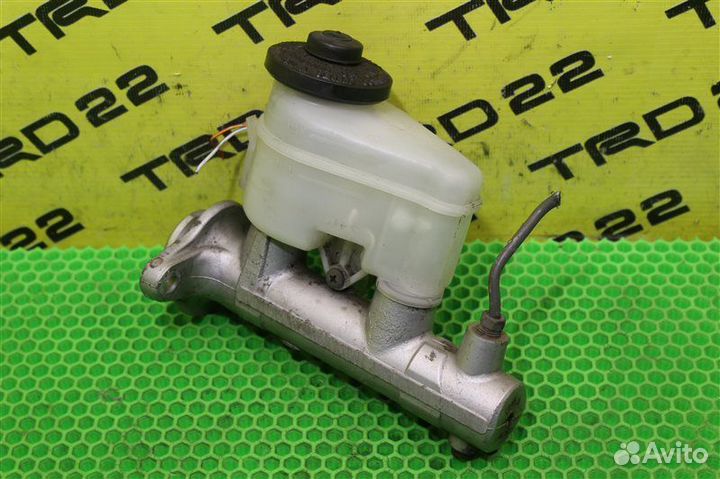 Главный тормозной цилиндр Toyota Camry SV43 3S-FE