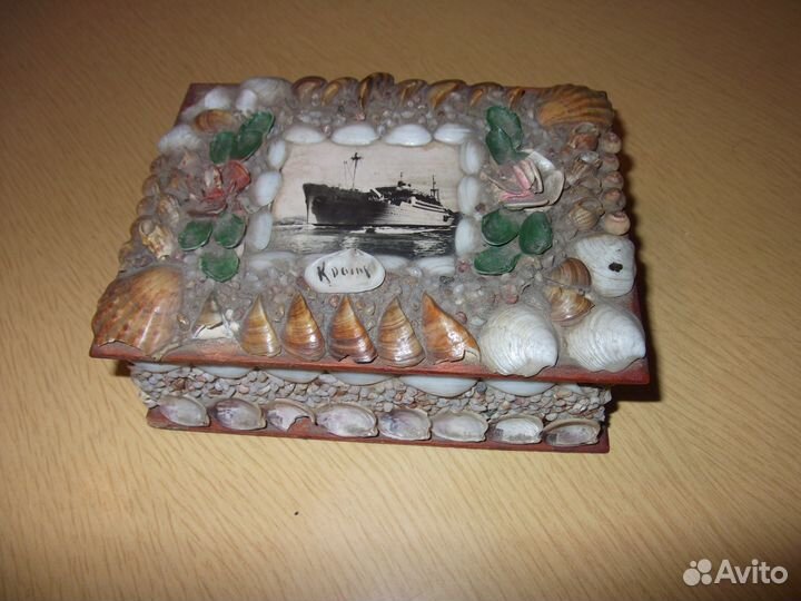 Шкатулка(дерево и ракушки),картина,кепка