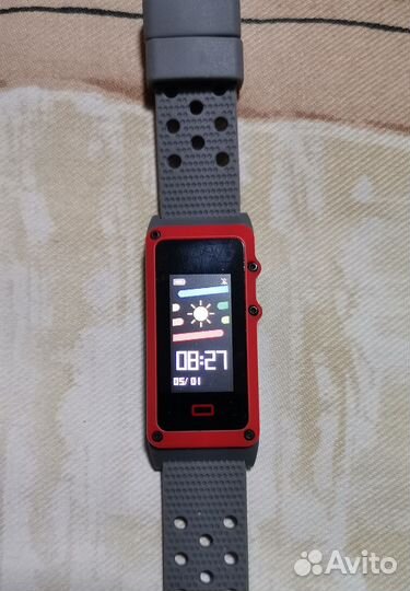 Фитнес-браслет Digma Force A8