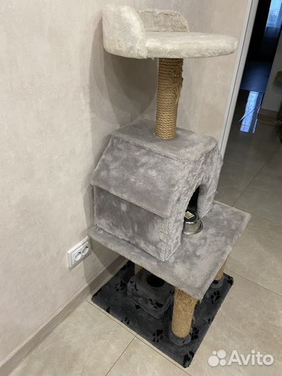 Домик для кошки с когтеточкой бу