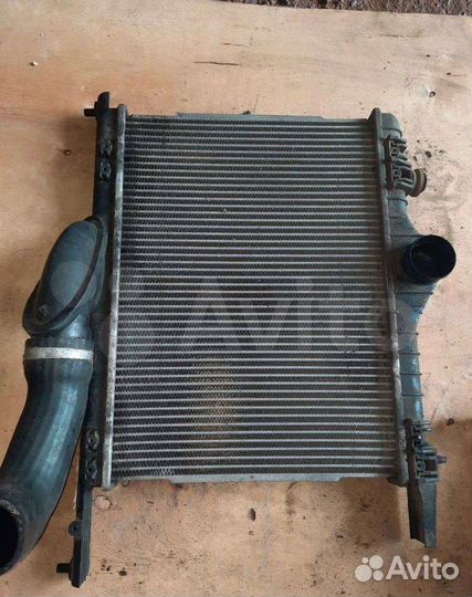 Интеркулер Volvo V40 2-й рест. 2003