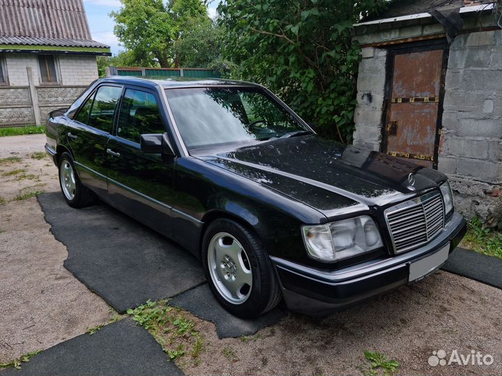Mercedes-Benz W124 2.2 AT, 1987, 270 000 км