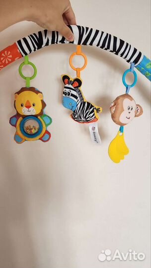 Развивающая дуга с игрушками